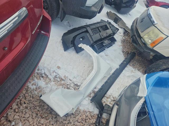 Toyota Land Cruis Base Image 6