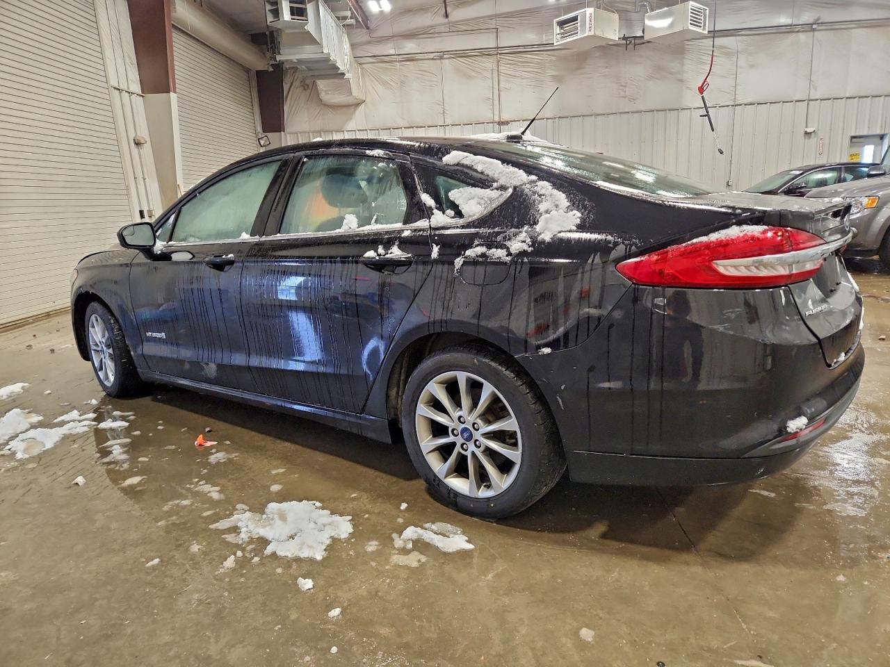 Ford Fusion Se Hybrid Image 8