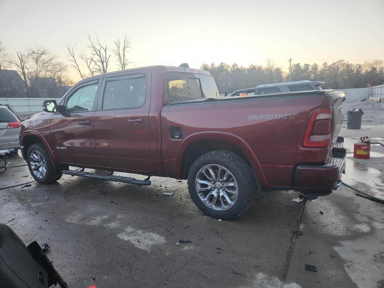 Ram 1500 Laramie Image 2