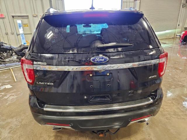 Ford Explorer Limited Image 11