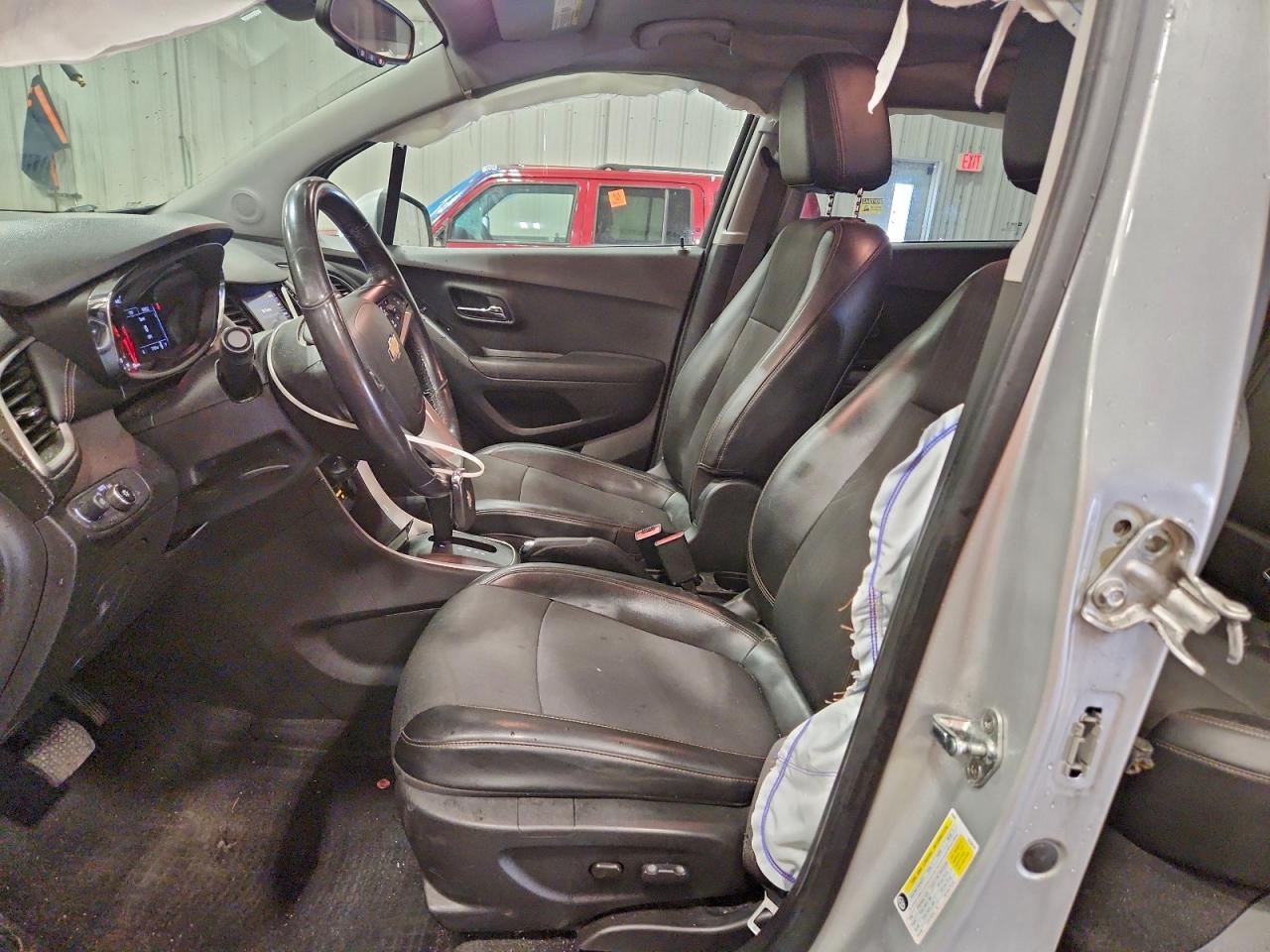 Chevrolet Trax 1lt Image 12