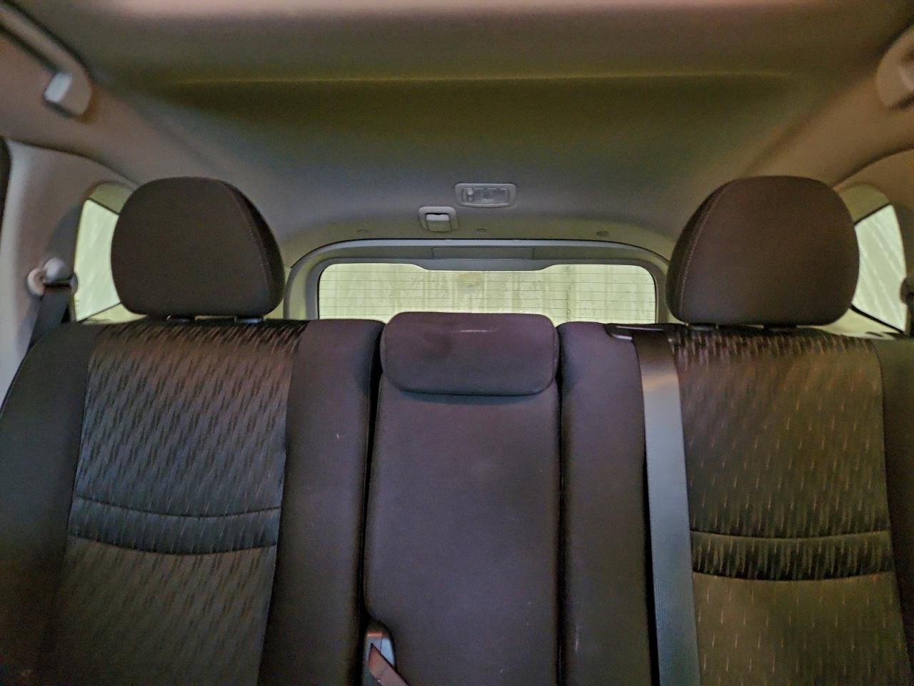 Nissan Rogue S Image 8