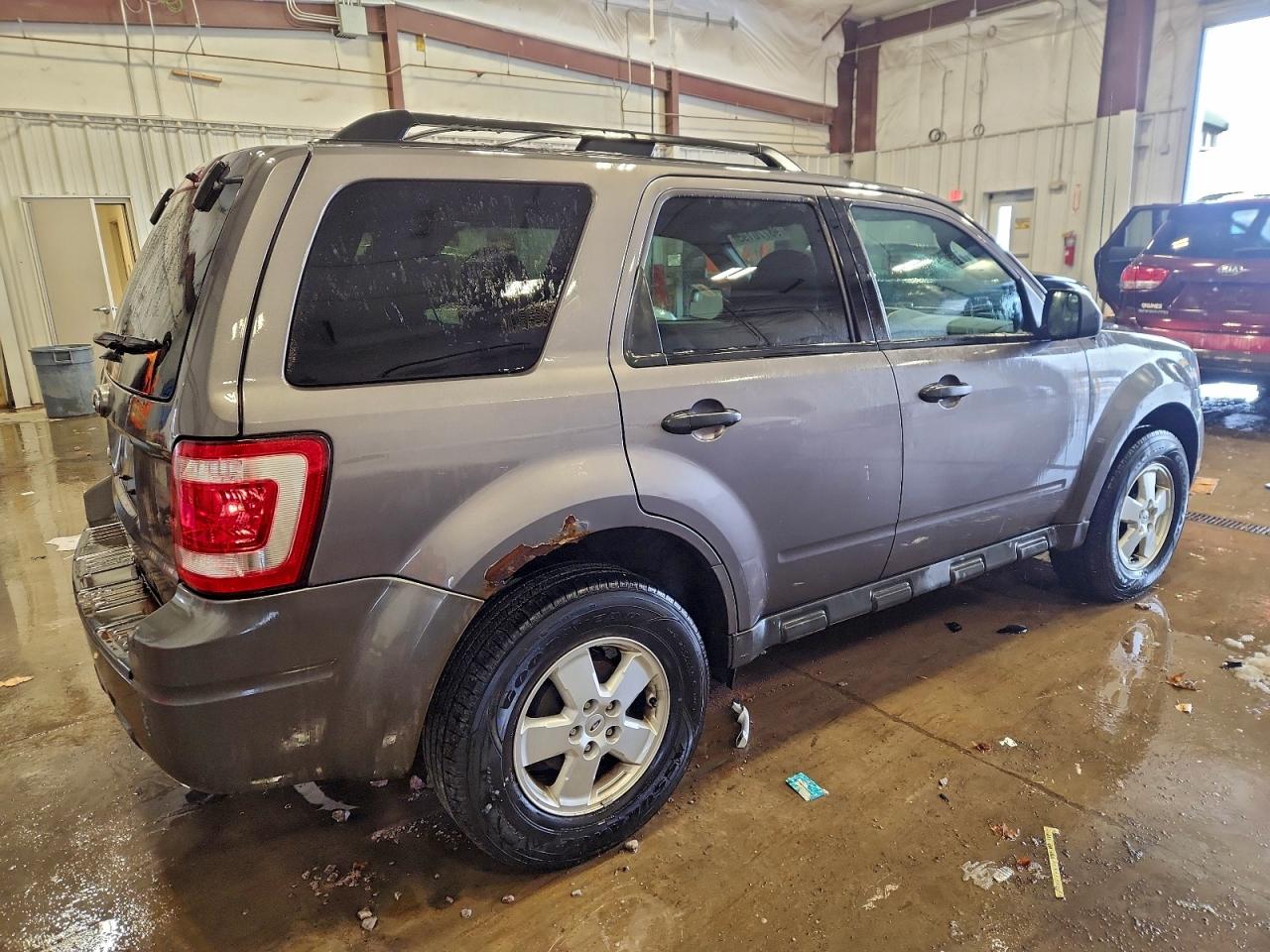 Ford Escape Xlt Image 2