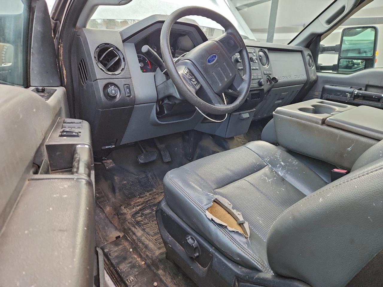 Ford F-350 Super Duty Image 7