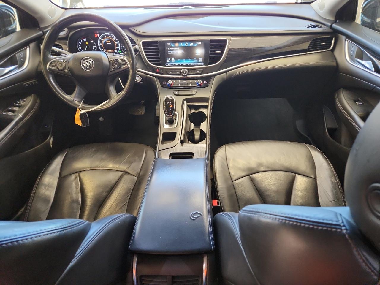 Buick LaCrosse Essence Image 5