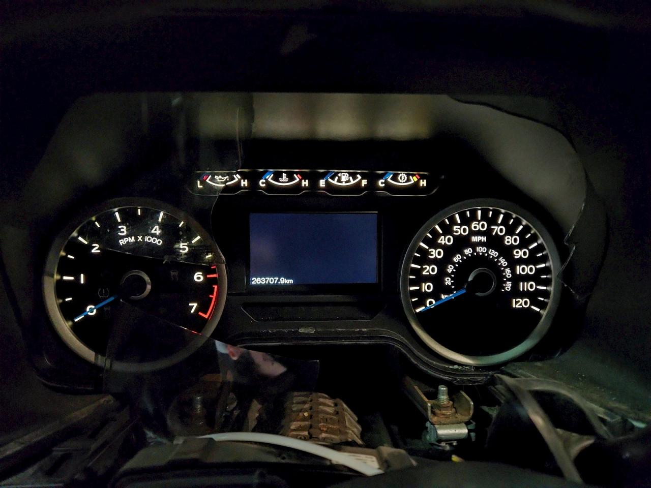 Ford F-150 Supercrew Image 9