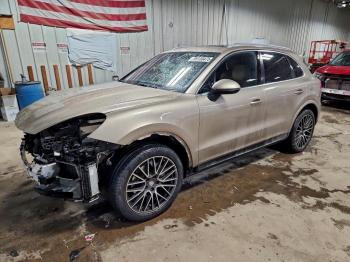  Salvage Porsche Cayenne