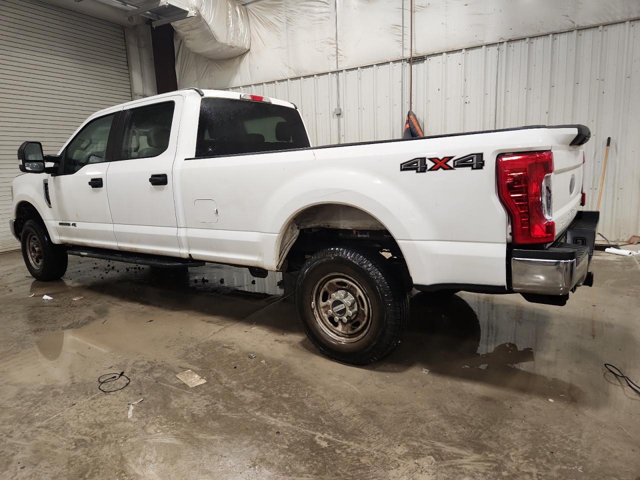 Ford F-250 Super Duty Image 3