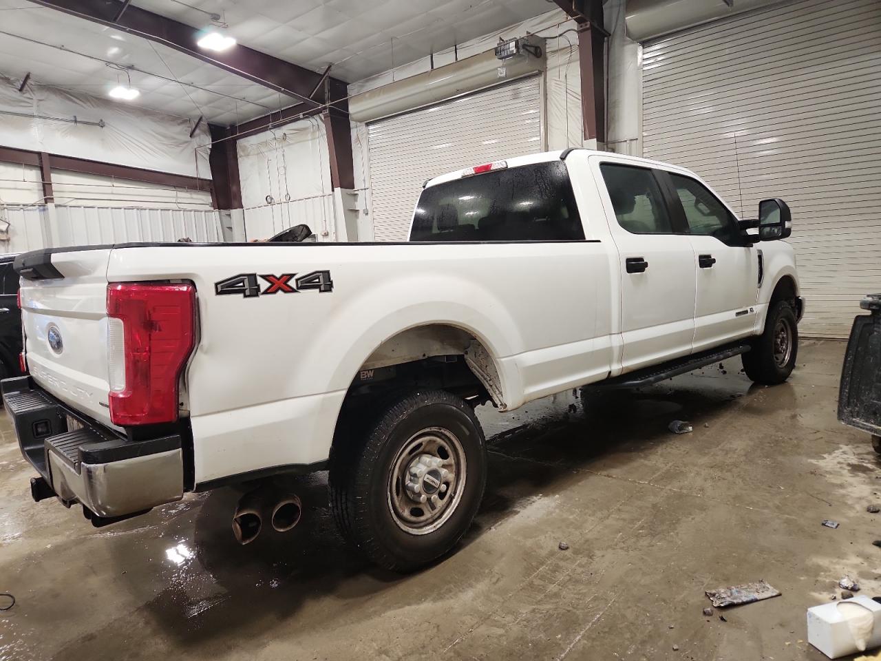 Ford F-250 Super Duty Image 2