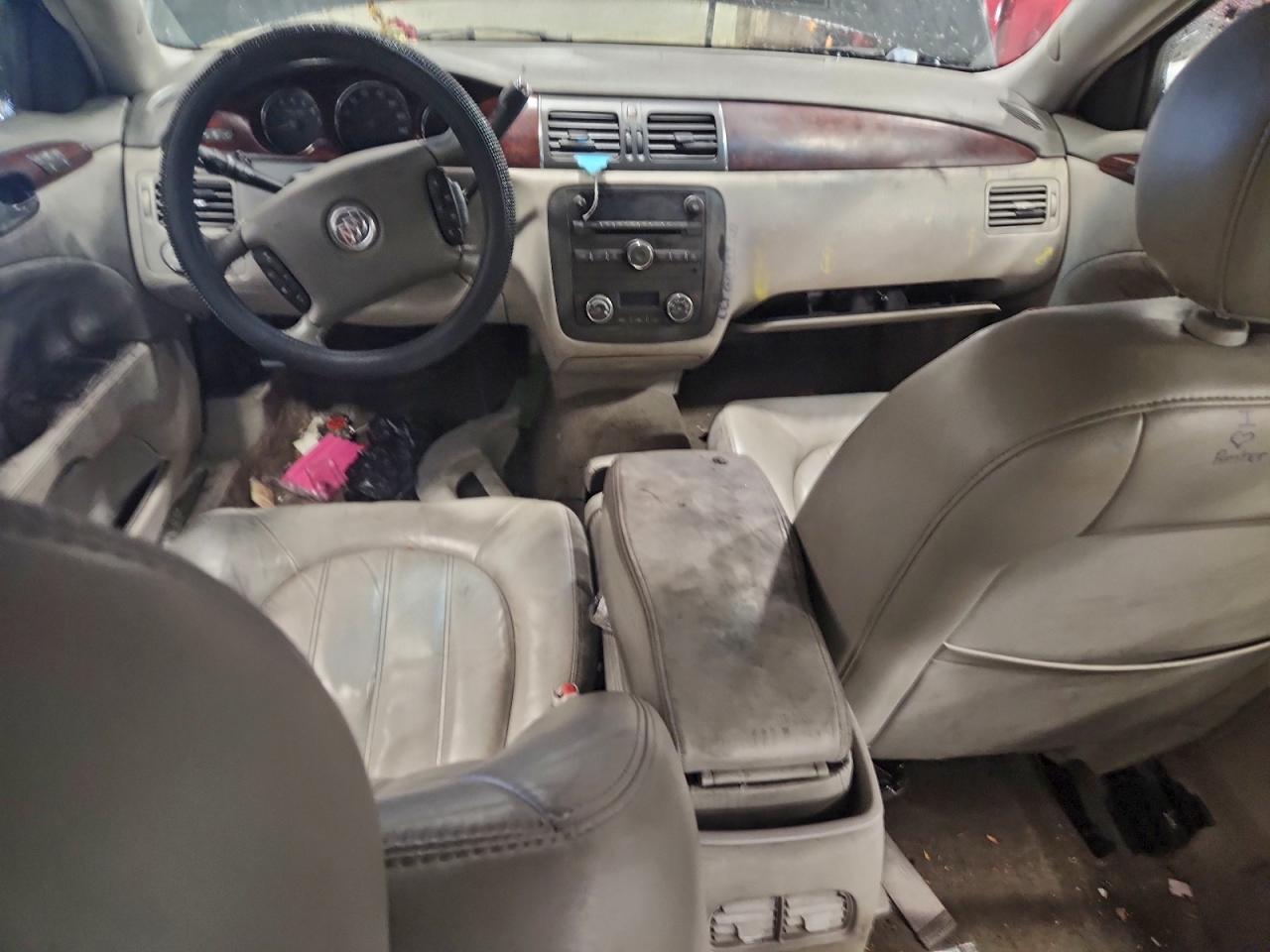 Buick Lucerne Cxl Image 8