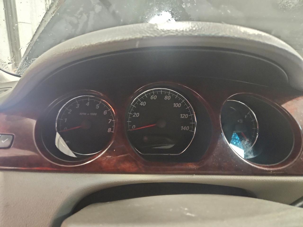 Buick Lucerne Cxl Image 2