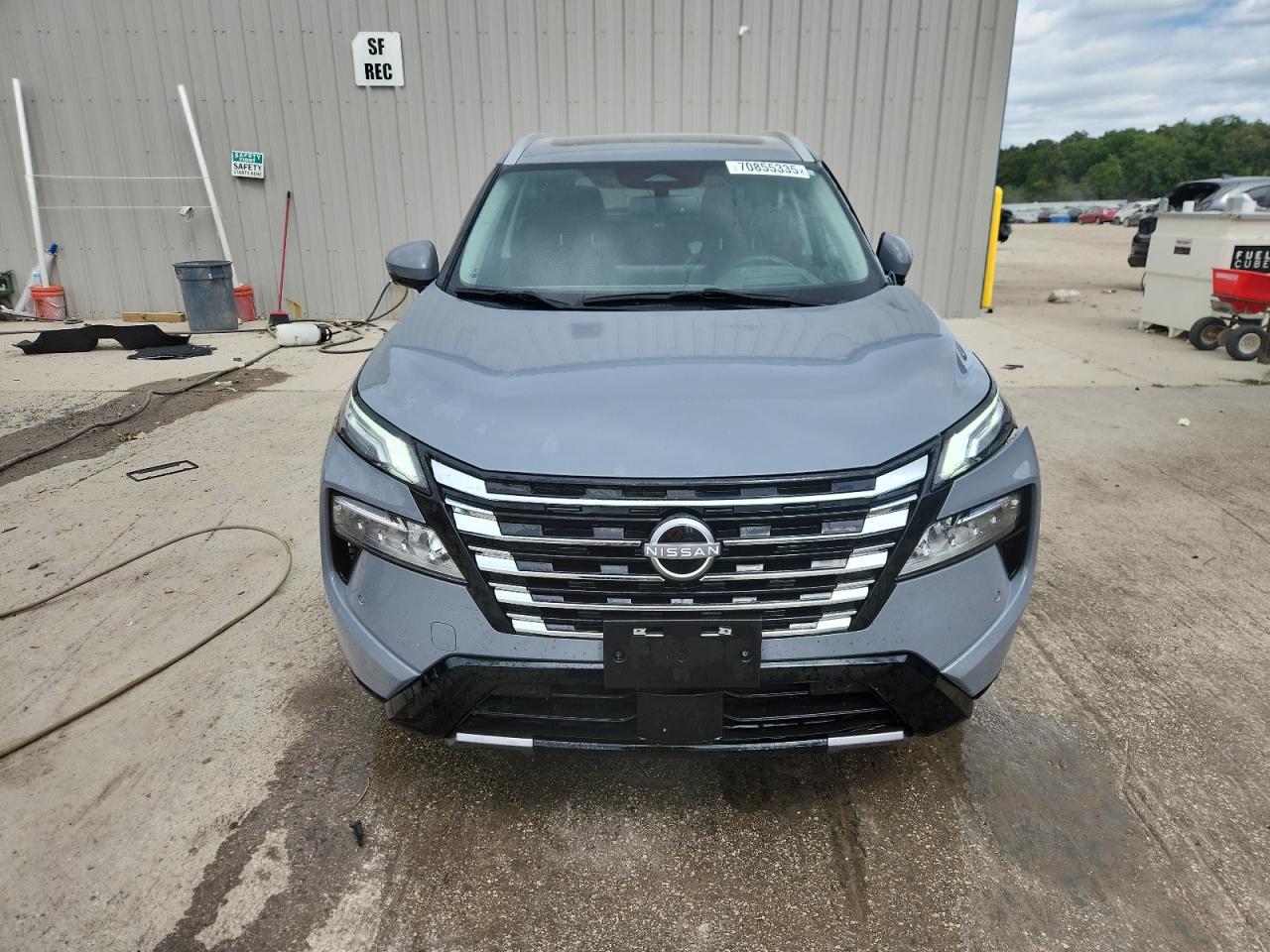 Nissan Rogue Platinum Image 3