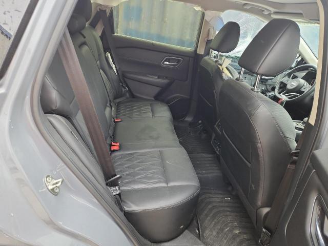 Nissan Rogue Platinum Image 12