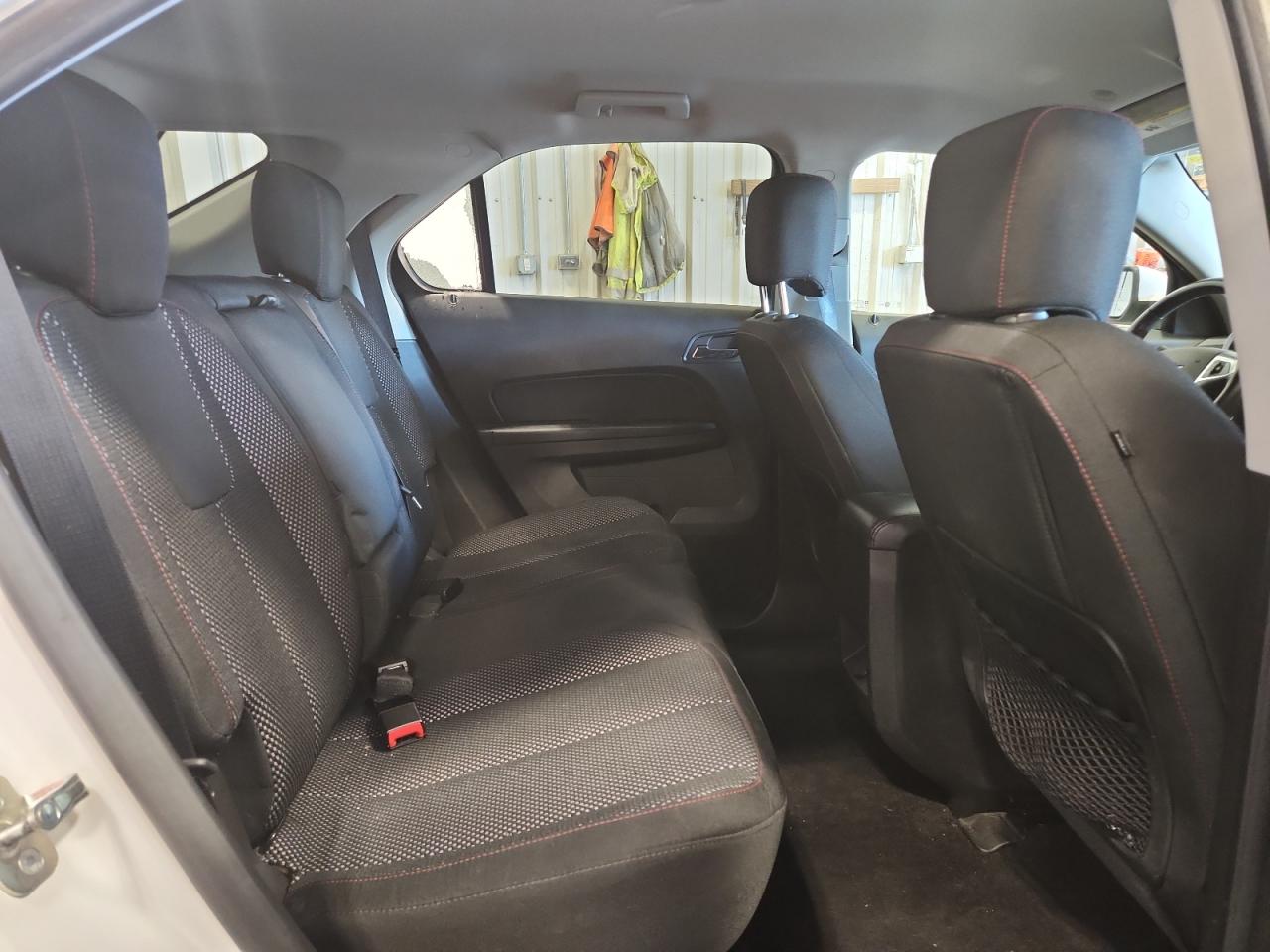 Chevrolet Equinox Lt Image 8