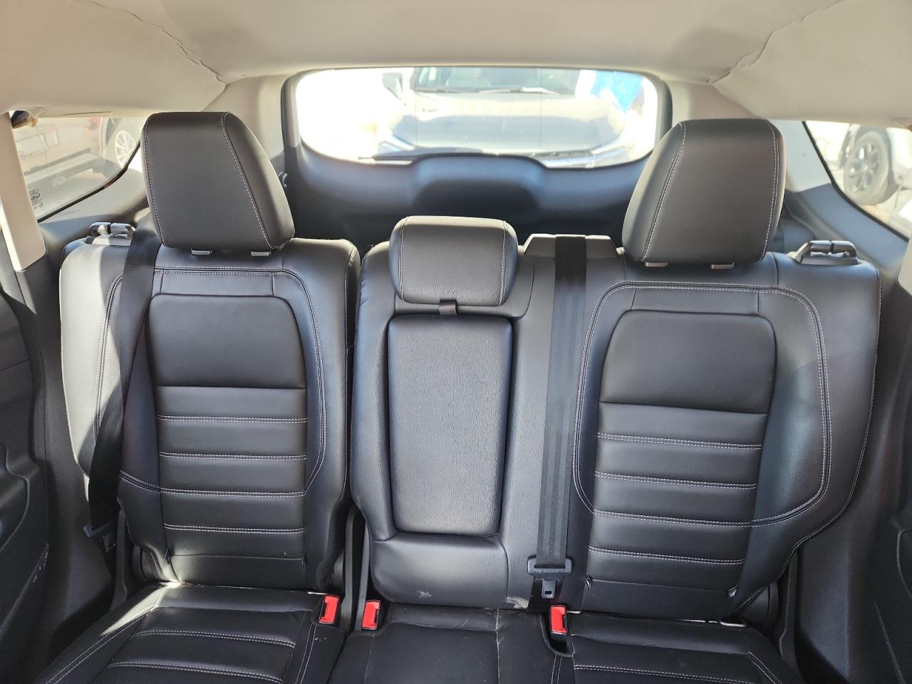 Ford Escape Titanium Image 8