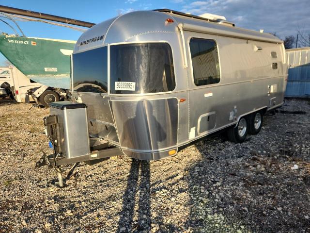 Airstream Camper Image 2