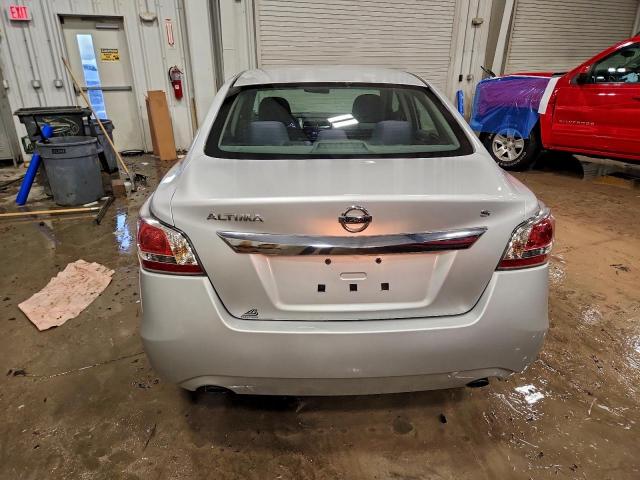 Nissan Altima 2.5 Image 5