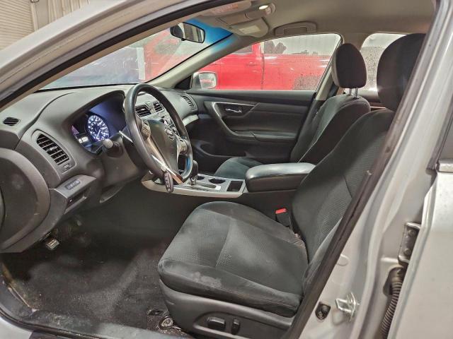 Nissan Altima 2.5 Image 6