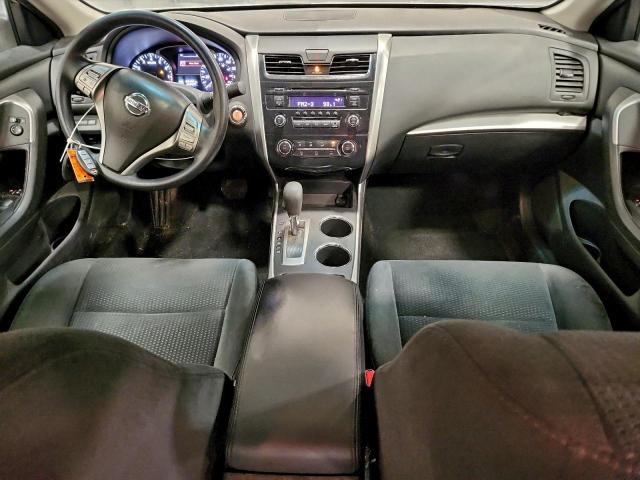 Nissan Altima 2.5 Image 4
