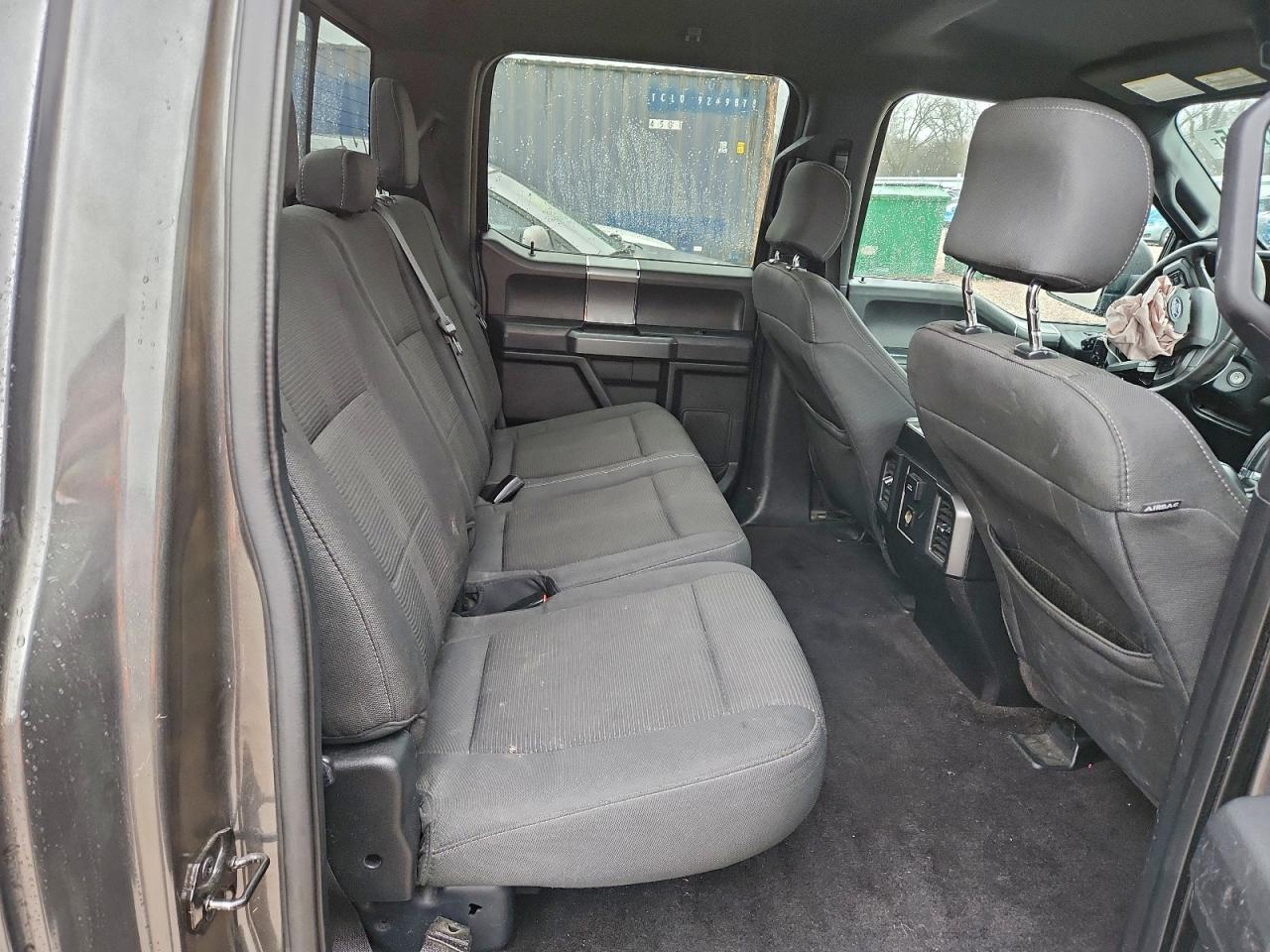 Ford F-150 Supercrew Image 7