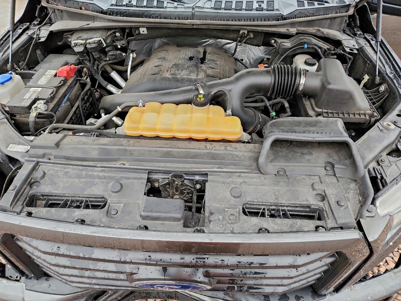 Ford F-150 Supercrew Image 9