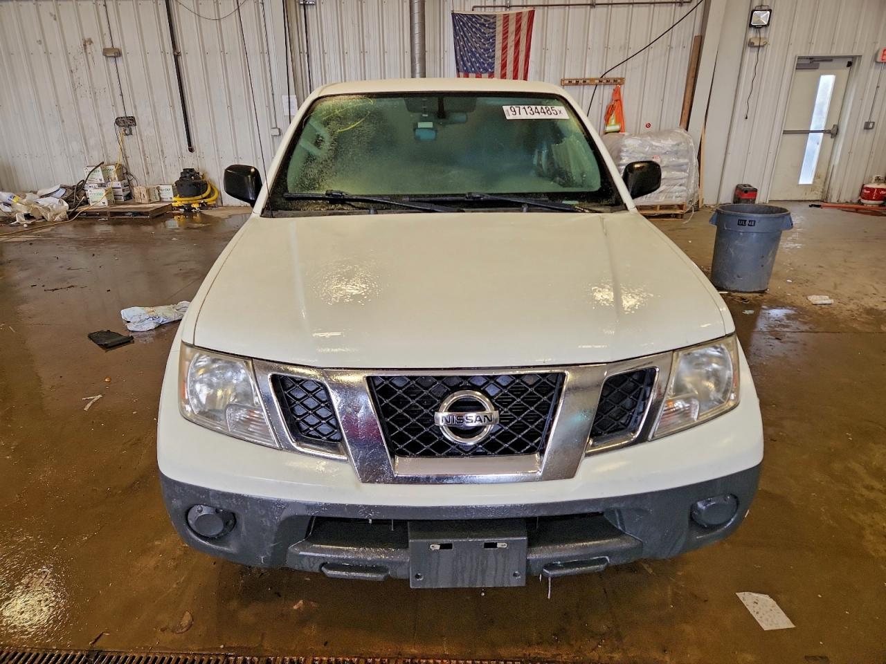 Nissan Frontier S Image 4