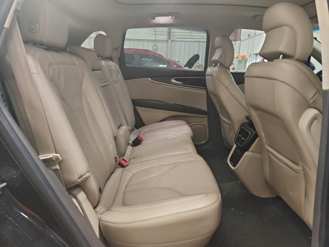 Lincoln MKX Reserve Image 9