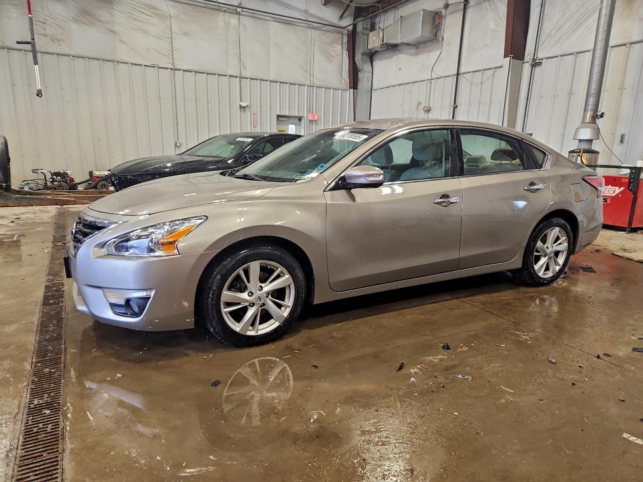 Nissan Altima 2.5 Image 1