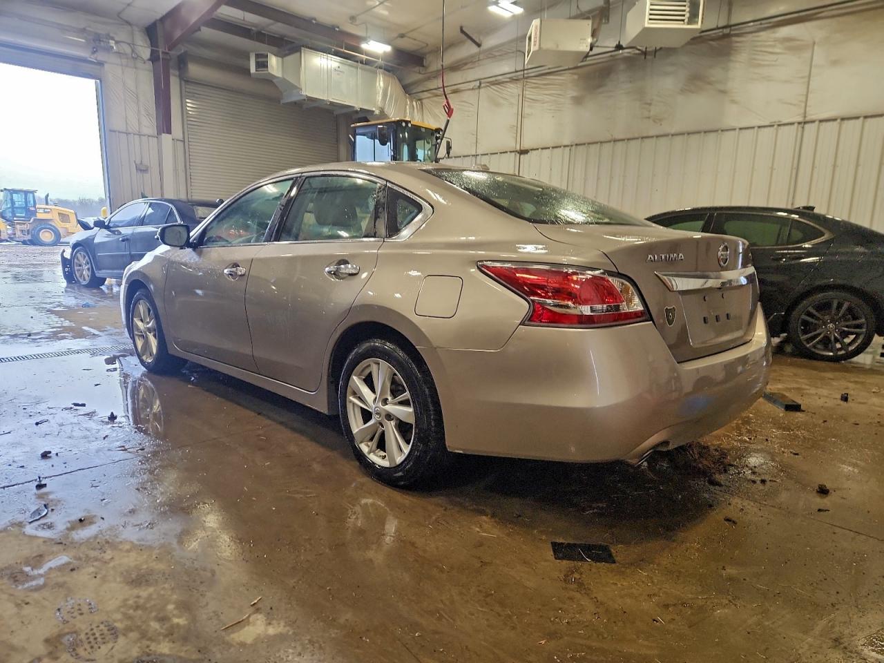 Nissan Altima 2.5 Image 2