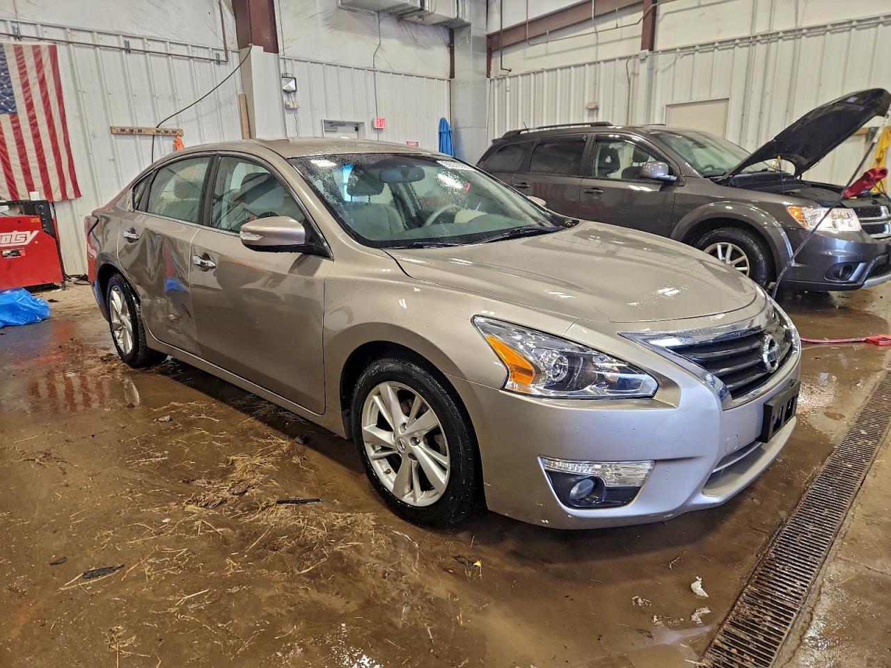 Nissan Altima 2.5 Image 6
