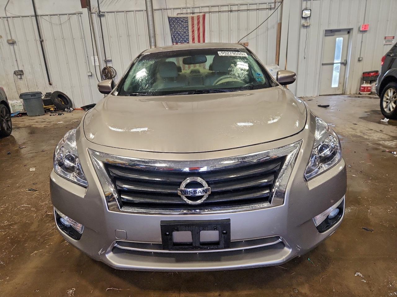 Nissan Altima 2.5 Image 3