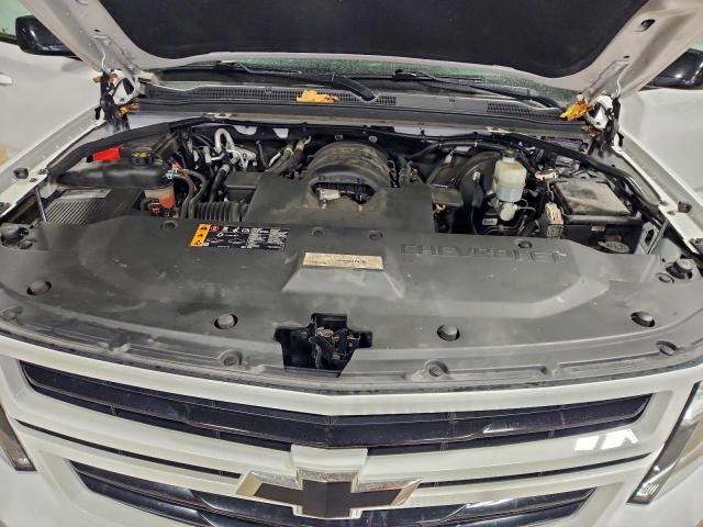 Chevrolet Suburban K1500 Premier Image 11