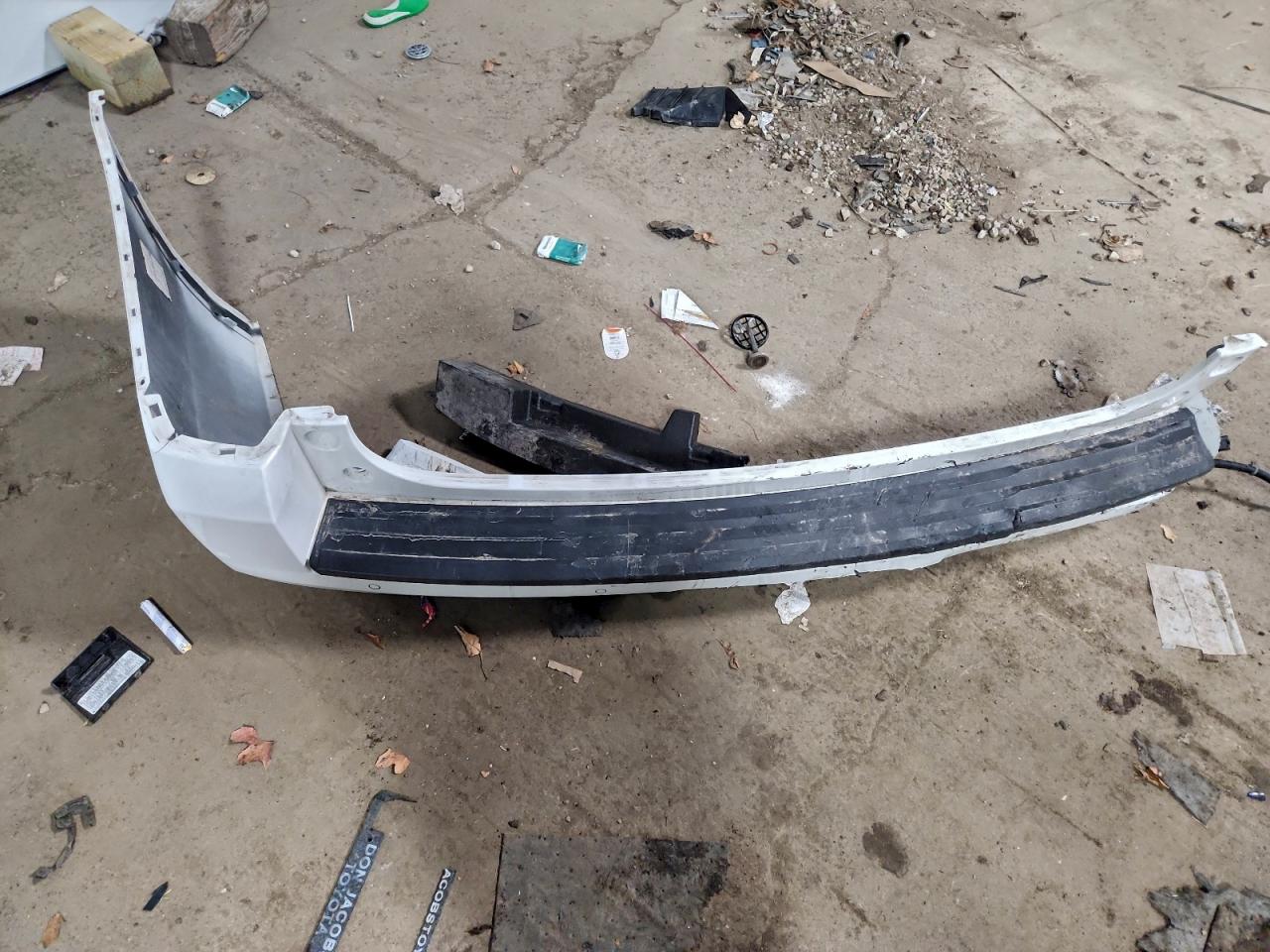 Chevrolet Suburban K1500 Premier Image 12