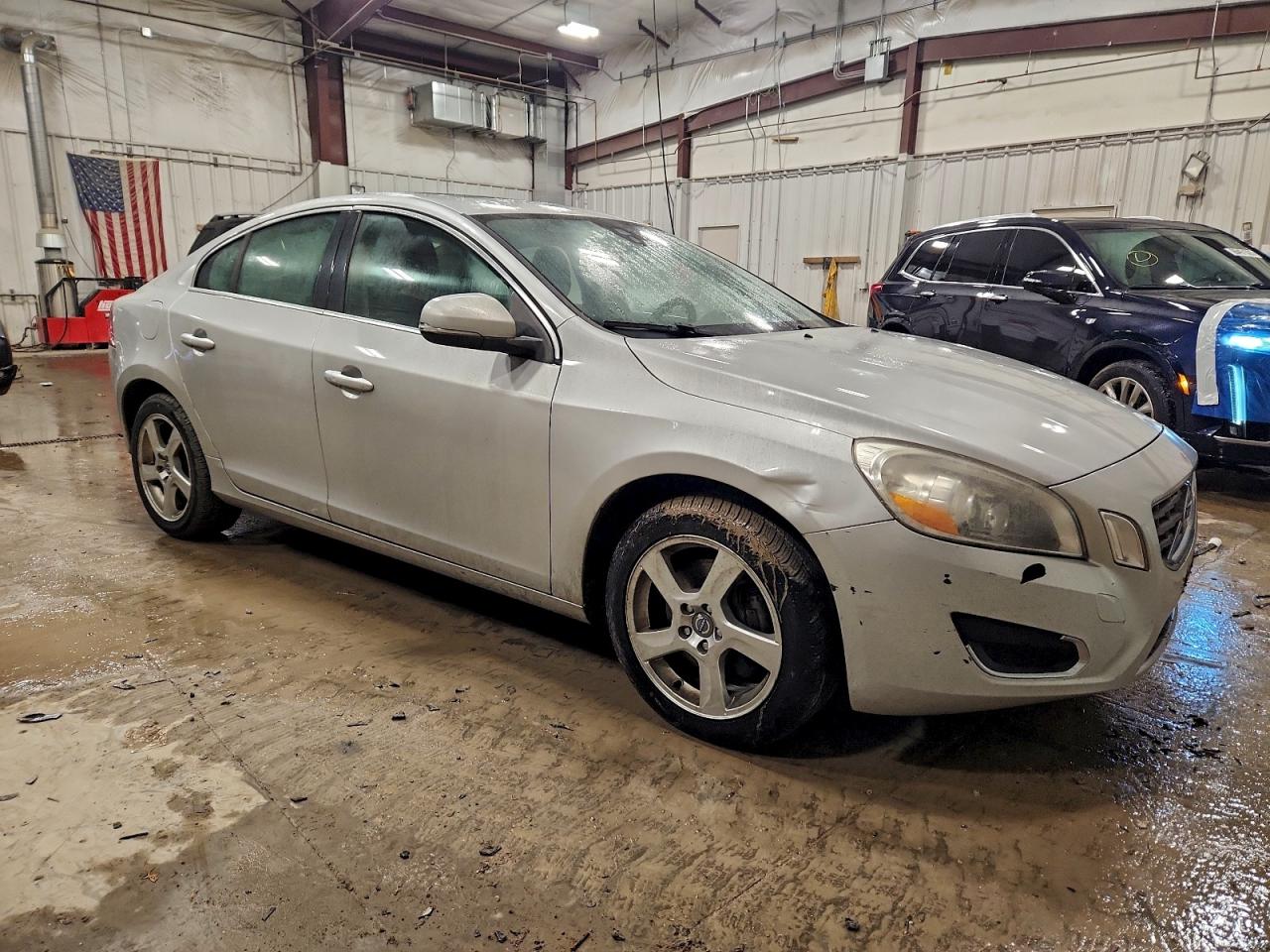 Volvo S60 T5 Image 4