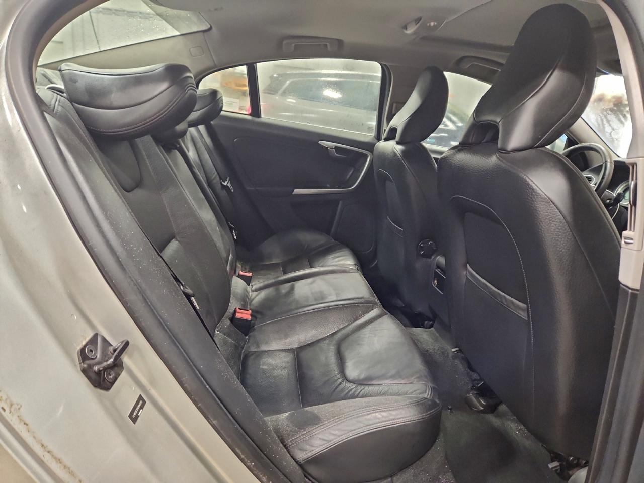 Volvo S60 T5 Image 5