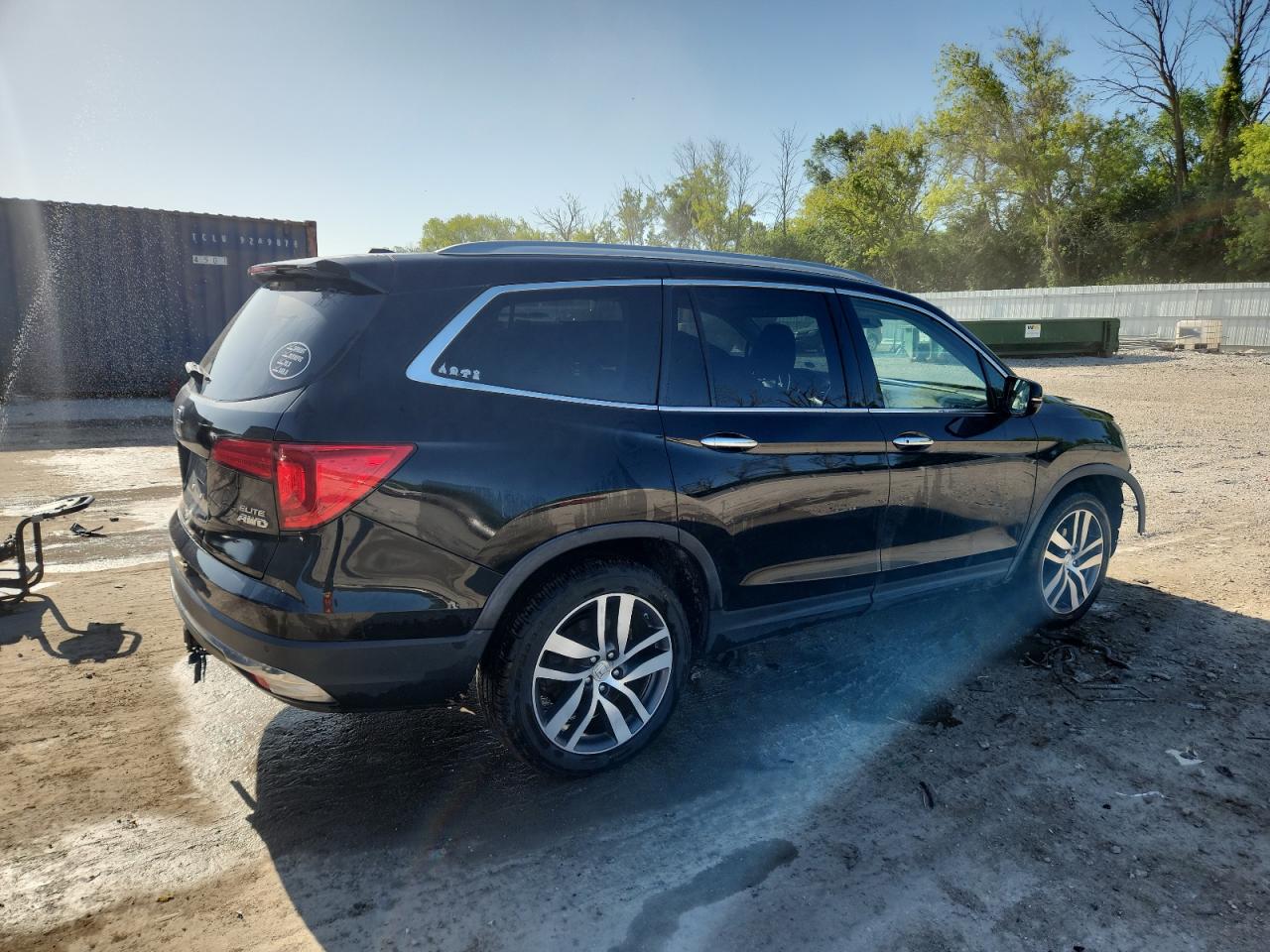 Honda Pilot Elite Image 2