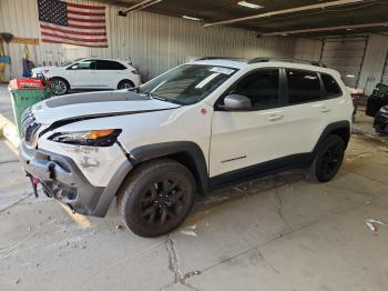  Salvage Jeep Cherokee