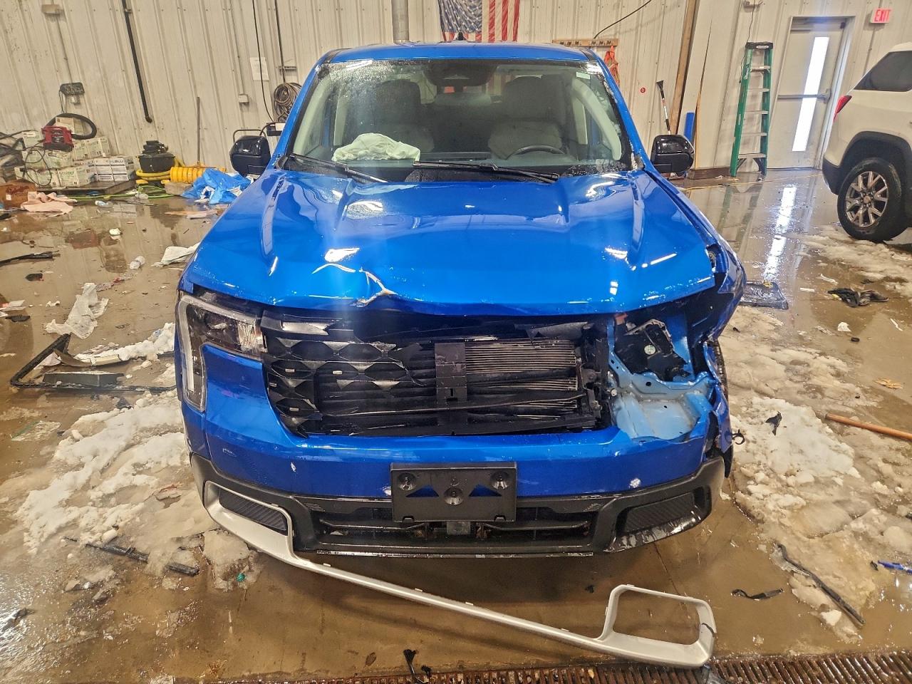 Ford Maverick L Lariat Image 11