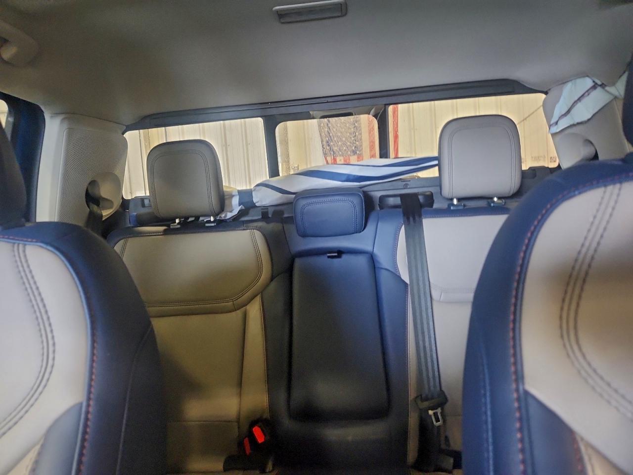 Ford Maverick L Lariat Image 12