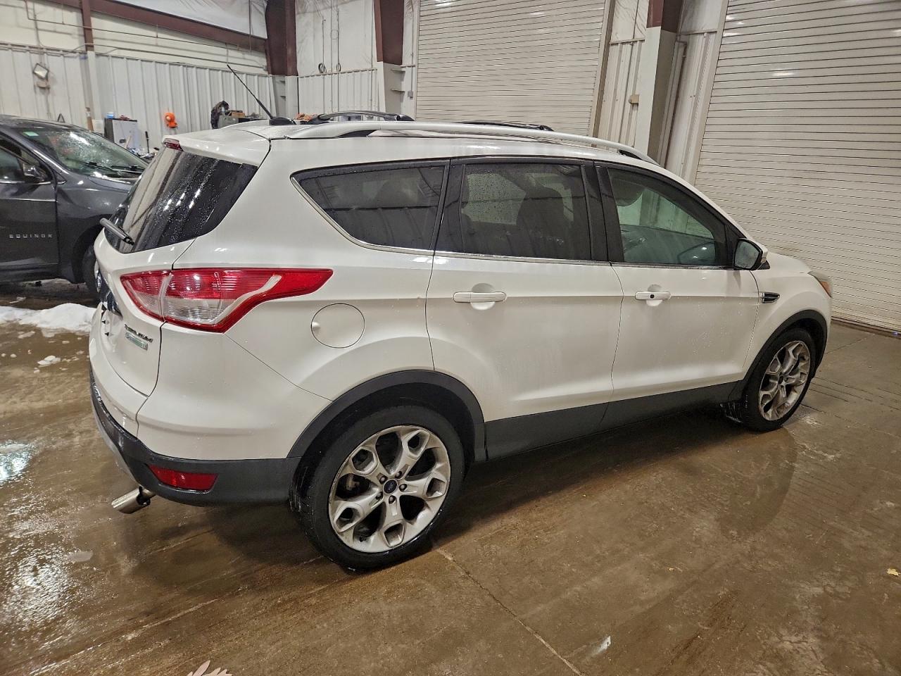 Ford Escape Titanium Image 4