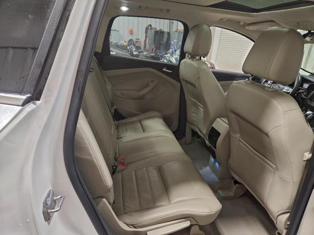 Ford Escape Titanium Image 11