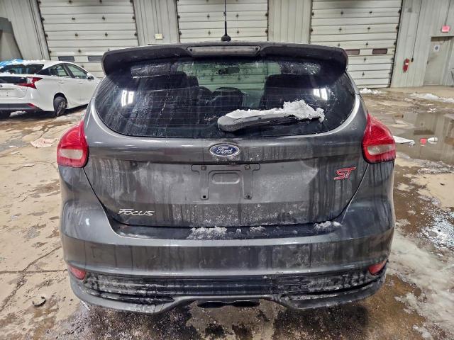 Ford Focus St Image 2