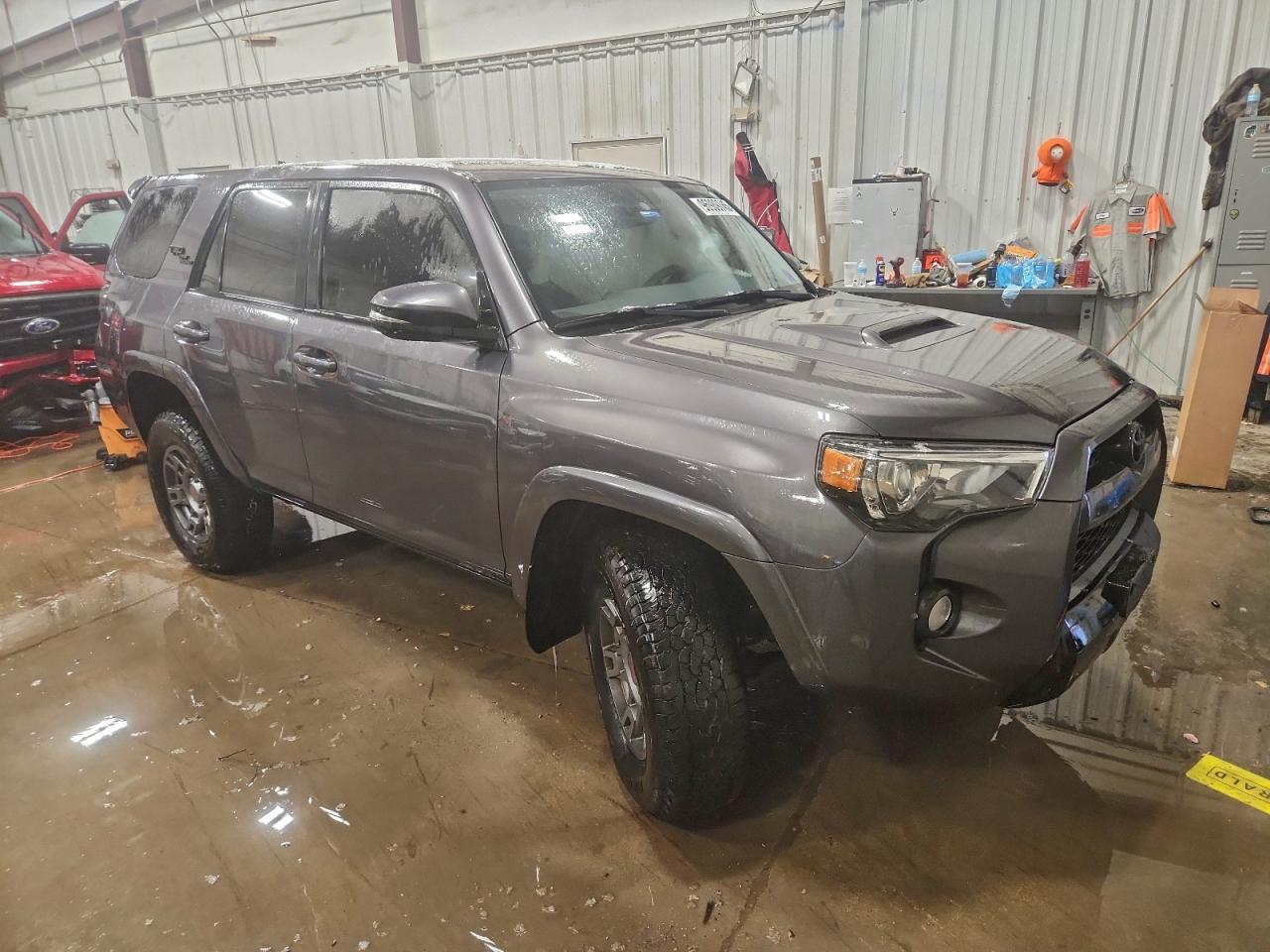 Toyota 4Runner Sr5/sr5 Premium Image 9