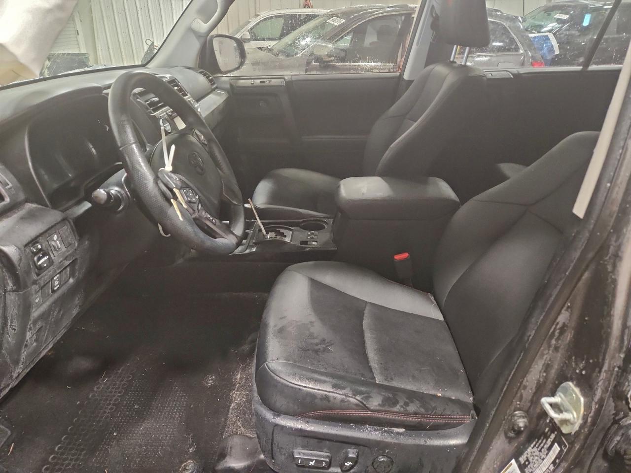 Toyota 4Runner Sr5/sr5 Premium Image 4