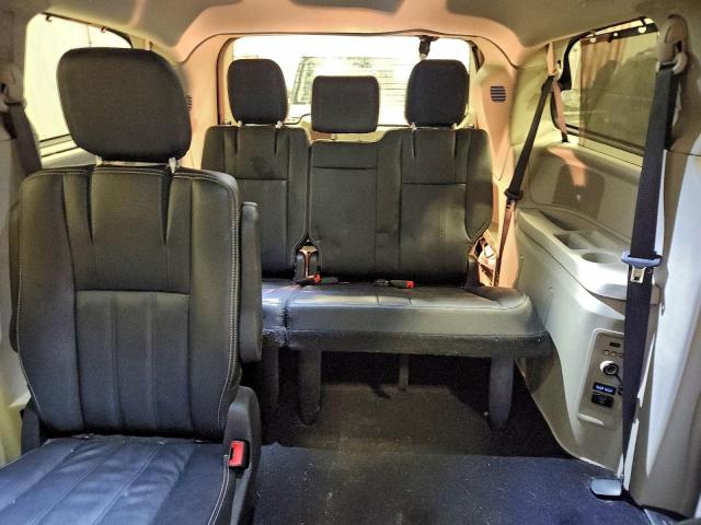 Chrysler Minivan Touring Image 12