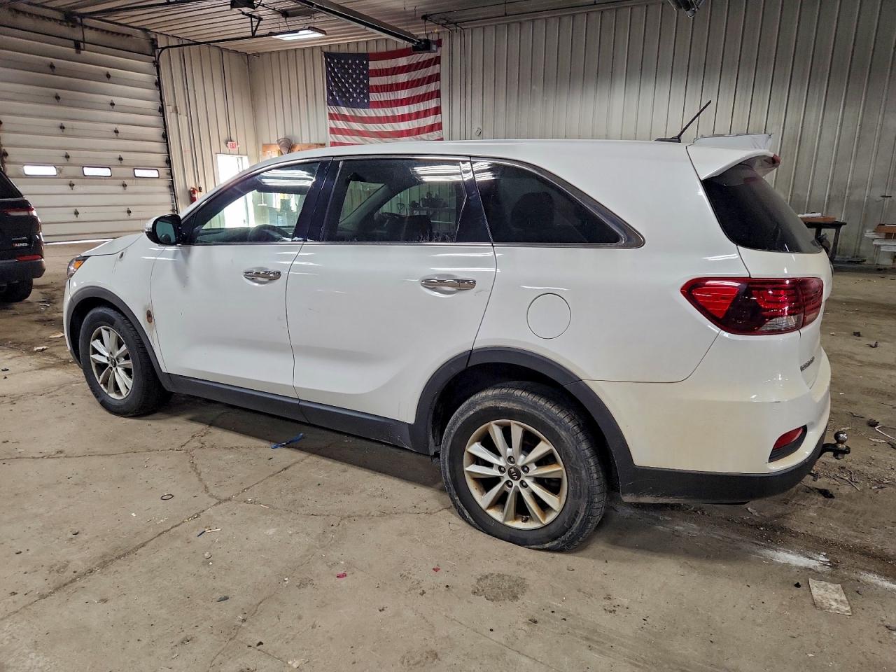 Kia Sorento L Image 2