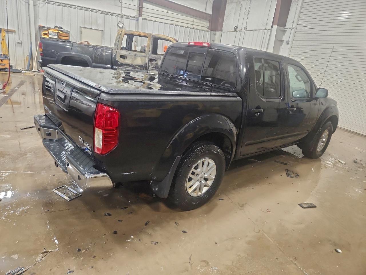 Nissan Frontier Sv Image 9