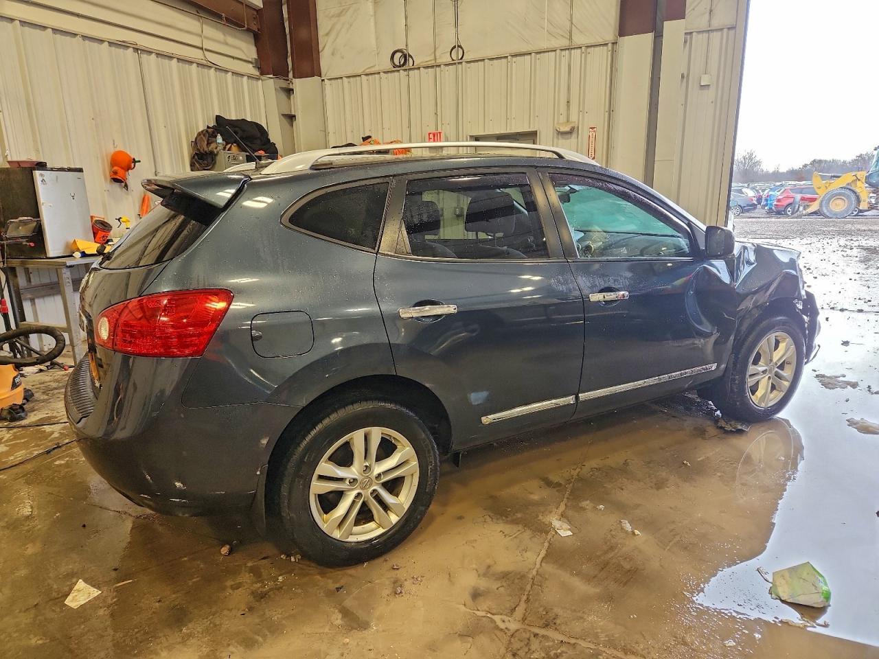 Nissan Rogue S Image 11