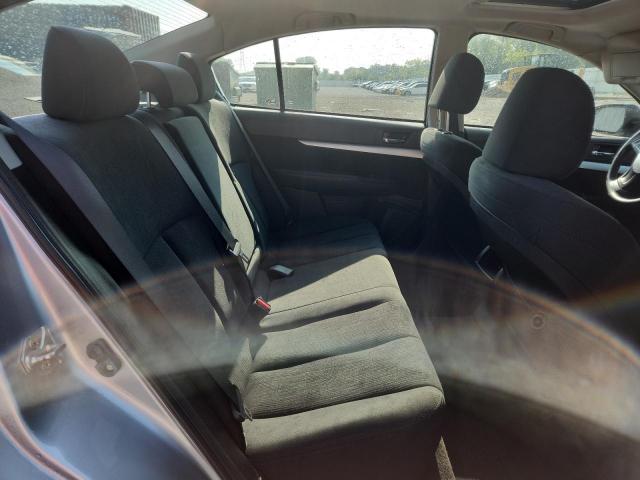 Subaru Legacy 2.5i Premium Image 12