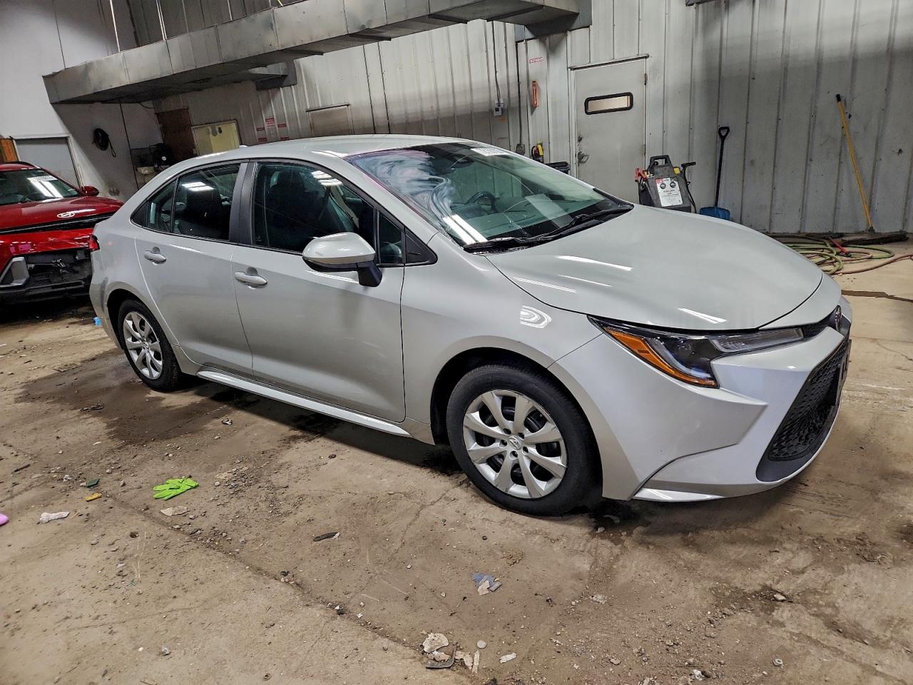 Toyota Corolla Le Image 4